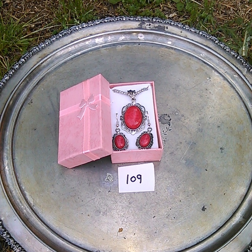 red and silver neaklace and earring set